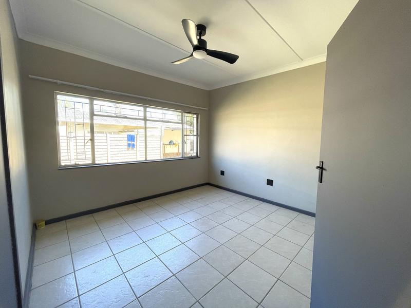 To Let 4 Bedroom Property for Rent in Vyfhoek A H North West